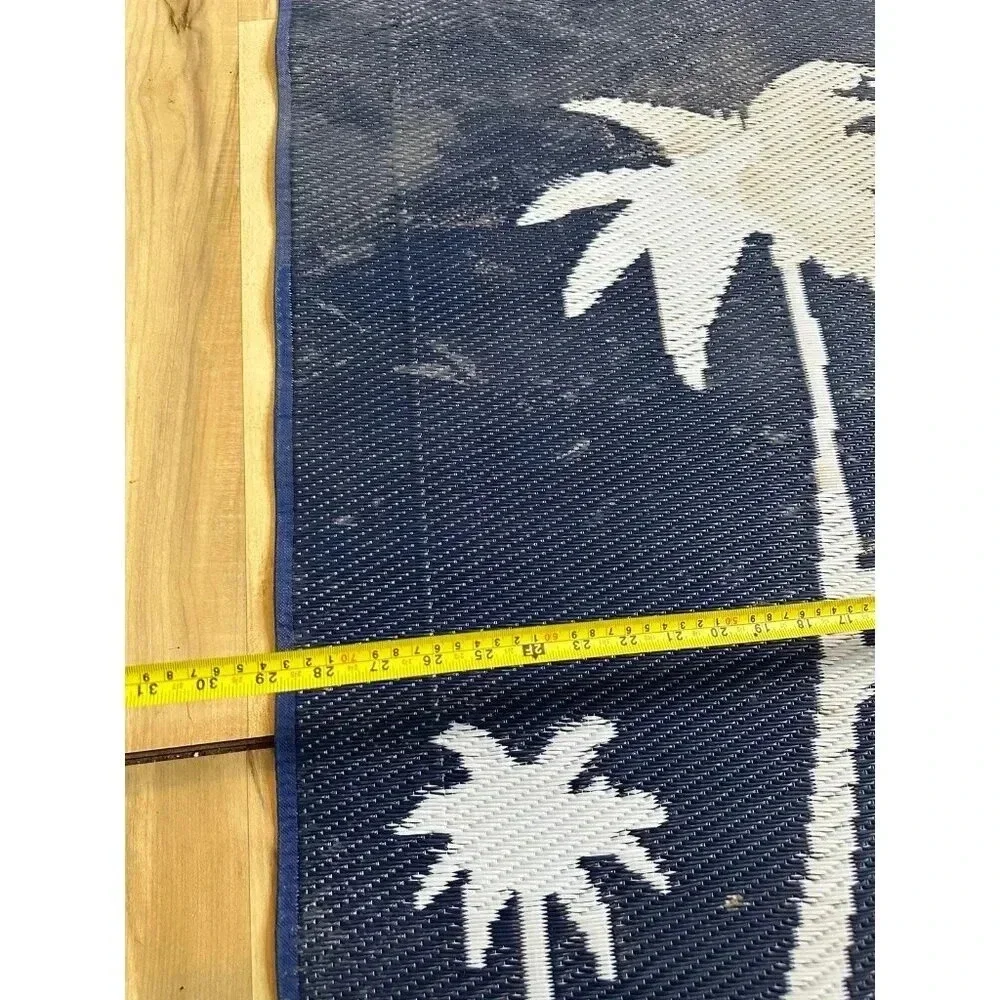 Tropical Palm Tree roll up blue and white mat